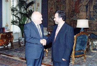 Incontro del Presidente della Repubblica Oscar Luigi Scalfaro con il Pastore Ignazio Barbuscia, dell'Unione italiana delle Chiese cristiane avventiste del 7° giorno