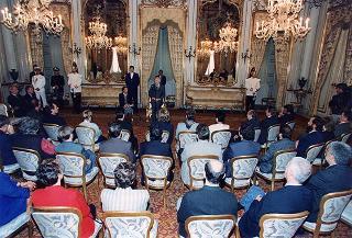 Il Presidente della Repubblica Oscar Luigi Scalfaro riceve in udienza Franca Pellini Gabardini, presidente dell'Associazione nazionale emodializzati, con una delegazione del sodalizio
