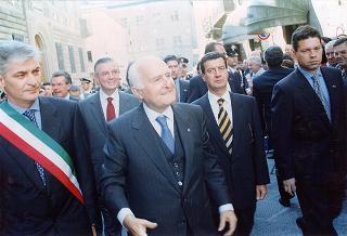 Visita del Presidente della Repubblica alla città di Pistoia e intervento a Montecatini al Raduno dell'Associazione Nazionale Combattenti e Reduci
