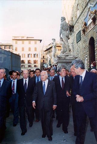 Visita del Presidente della Repubblica alla città di Pistoia e intervento a Montecatini al Raduno dell'Associazione Nazionale Combattenti e Reduci