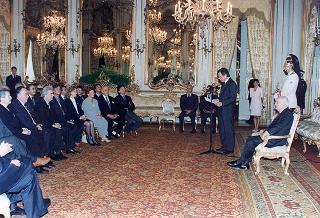 Il Presidente della Repubblica Oscar Luigi Scalfaro incontra Amato Ramondetti, presidente della Federazione delle Associazioni italiane alberghi e turismo, e una delegazione della Federalberghi, in occasione delle Giornata mondiale del turismo