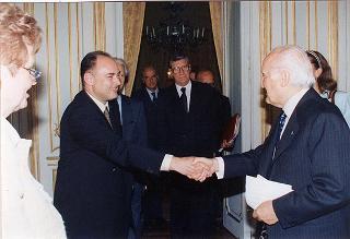 Il Presidente della Repubblica Oscar Luigi Scalfaro incontra Wulf-Mathies, commissario dell'Unione Europea per le politiche regionali