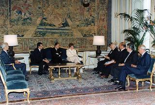 Il Presidente della Repubblica Oscar Luigi Scalfaro incontra Wulf-Mathies, commissario dell'Unione Europea per le politiche regionali