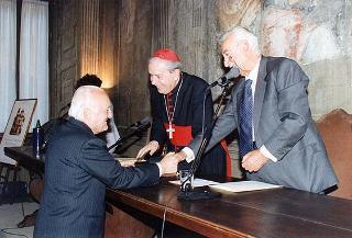 Intervento del Presidente della Repubblica alla cerimonia di apertura del Convegno di Studi sul tema "Cattolici, Chiesa, Resistenza" presso la sede dell' Istituto Luigi Sturzo (Roma)