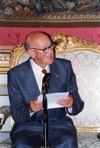 Incontro del Presidente della Repubblica Oscar Luigi Scalfaro con il prof. Antonio Paolucci, ministro per i beni culturali e ambientali, e con i promotori, curatori ed esponenti della Casa editrice dell'Edizione nazionale delle opere scritte di Piero della Francesca, per presentare l'opera