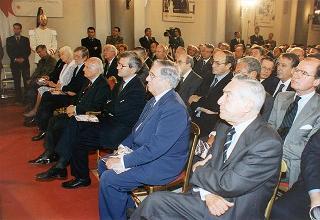 Intervento del Presidente della Repubblica alla cerimonia di consegna della Medaglia d'Oro al Merito alla Croce Rossa Italiana e delle "Medaglie Nightingale" preso dla sede del Comitato Centrale della Croce Rossa Italiana (Roma)