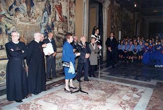 Il Presidente della Repubblica Oscar Luigi Scalfaro riceve in udienza l'on. avv. Rosa Russo Jervolino, con una delegazione del Centro anziani e dell'Oratorio di piazza Adriana (Roma), gestito dai fratelli di Nostra Signora della Misericordia