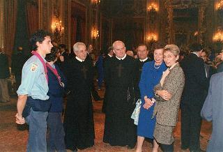 Il Presidente della Repubblica Oscar Luigi Scalfaro riceve in udienza l'on. avv. Rosa Russo Jervolino, con una delegazione del Centro anziani e dell'Oratorio di piazza Adriana (Roma), gestito dai fratelli di Nostra Signora della Misericordia