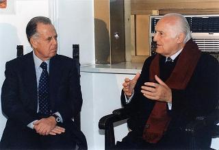 Visita del Presidente della Repubblica all'Unione delle Comunità Ebraiche Italiane, a seguito dell'attentato al Primo Ministro dello Stato d'Israele, Signor Yitzhak Rabin