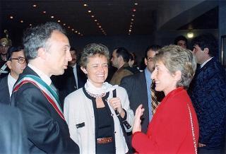 Intervento del Presidente della Repubblica a Genova all'inaugurazione della Mostra "Arte della Libertà. Antifascismo, guerra e liberazione in Europa 1925-1945" ed al concerto dell'Orchestra del Teatro Comunale dell'Opera, diretta dal maestro Zoltan Pesko