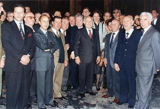 Cesare Matteini, presidente del Centro nazionale sportivo &quot;Libertas&quot;, con una delegazione di dirigenti e atleti, per il 50° anniversario di fondazione dell'Ente