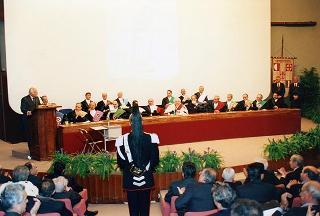 Visita del Presidente della Repubblica Oscar Luigi Scalfaro alla città di Firenze: intervento alla cerimonia di inaugurazione dell'anno accademico 1995-1996 dell'Università degli Studi di Firenze