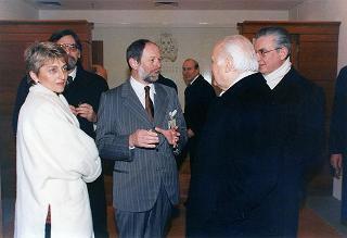 Visita del Presidente della Repubblica Oscar Luigi Scalfaro alla città di Firenze: visita  al Museo Opificio delle pietre dure