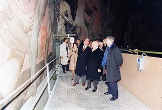Visita del Presidente della Repubblica Oscar Luigi Scalfaro alla città di Firenze: visita ai lavori di restauro della Chiesa di S. Maria del Fiore e degli affreschi della Cupola del Brunelleschi