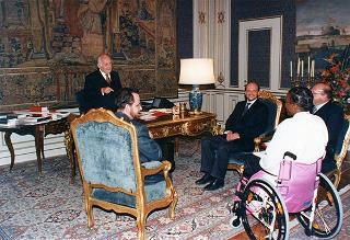 Il Presidente della Repubblica Oscar Luigi Scalfaro riceve in udienza Noella Castiglioni, accompagnata da Luca Jahier e Sergio Marelli, rispettivamente presidente e direttore generale della Federazione organismi cristiani servizio internazionale volontario