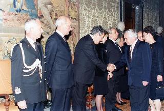 Incontro del Presidente della Repubblica Oscar Luigi Scalfaro con il Presidente della Repubblica di Bulgaria Jelev e signora Jelev. Successivo pranzo nel Belvedere al Torrino, al termine concerto eseguito dal Quartetto Santa Cecilia nella Sala degli specchi