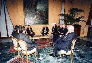Incontro del Presidente della Repubblica Oscar Luigi Scalfaro con il Presidente della Repubblica di Bulgaria Jelev e signora Jelev. Successivo pranzo nel Belvedere al Torrino, al termine concerto eseguito dal Quartetto Santa Cecilia nella Sala degli specchi