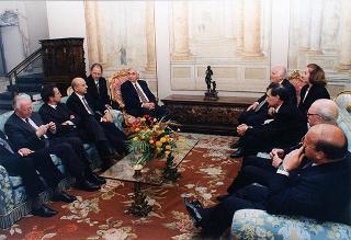 Incontro del Presidente della Repubblica Oscar Luigi Scalfaro con il Presidente della Repubblica di Bulgaria Jelev e signora Jelev. Successivo pranzo nel Belvedere al Torrino, al termine concerto eseguito dal Quartetto Santa Cecilia nella Sala degli specchi