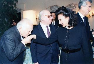 Incontro del Presidente della Repubblica Oscar Luigi Scalfaro con il Presidente della Repubblica di Bulgaria Jelev e signora Jelev. Successivo pranzo nel Belvedere al Torrino, al termine concerto eseguito dal Quartetto Santa Cecilia nella Sala degli specchi