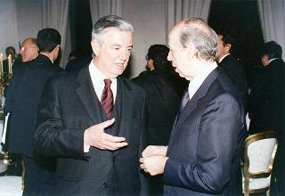 Incontro del Presidente della Repubblica Oscar Luigi Scalfaro con il Presidente della Repubblica di Bulgaria Jelev e signora Jelev. Successivo pranzo nel Belvedere al Torrino, al termine concerto eseguito dal Quartetto Santa Cecilia nella Sala degli specchi