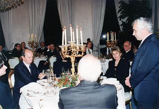 Incontro del Presidente della Repubblica Oscar Luigi Scalfaro con il Presidente della Repubblica di Bulgaria Jelev e signora Jelev. Successivo pranzo nel Belvedere al Torrino, al termine concerto eseguito dal Quartetto Santa Cecilia nella Sala degli specchi