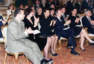 Incontro del Presidente della Repubblica Oscar Luigi Scalfaro con il Presidente della Repubblica di Bulgaria Jelev e signora Jelev. Successivo pranzo nel Belvedere al Torrino, al termine concerto eseguito dal Quartetto Santa Cecilia nella Sala degli specchi