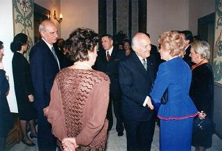 Intervento del Presidente della Repubblica al ricevimento di restituzione offerto dal Presidente della Repubblica di Bulgaria e signora Jelev presso l'Ambasciata della Repubblica di Bulgaria a Roma