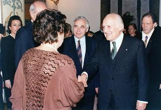 Intervento del Presidente della Repubblica al ricevimento di restituzione offerto dal Presidente della Repubblica di Bulgaria e signora Jelev presso l'Ambasciata della Repubblica di Bulgaria a Roma
