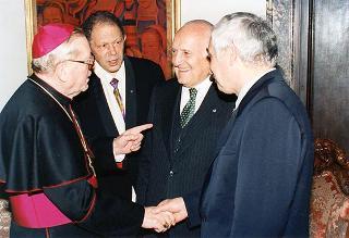 Intervento del Presidente della Repubblica al ricevimento di restituzione offerto dal Presidente della Repubblica di Bulgaria e signora Jelev presso l'Ambasciata della Repubblica di Bulgaria a Roma
