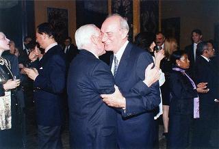 Intervento del Presidente della Repubblica al ricevimento di restituzione offerto dal Presidente della Repubblica di Bulgaria e signora Jelev presso l'Ambasciata della Repubblica di Bulgaria a Roma