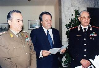 Intervento del Presidente della Repubblica all'esibizione delle Bande musicali della Polizia di Stato, dell'Arma dei Carabinieri e della Guardia di Finanza, nell'ambito dell'iniziativa benefica denominata "Telethon" presso l' Auditorium di Santa Cecilia a Roma