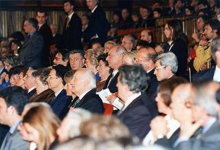 Intervento del Presidente della Repubblica all'esibizione delle Bande musicali della Polizia di Stato, dell'Arma dei Carabinieri e della Guardia di Finanza, nell'ambito dell'iniziativa benefica denominata "Telethon" presso l' Auditorium di Santa Cecilia a Roma