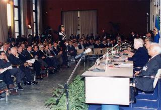 Intervento del Presidente della Repubblica alla cerimonia inaugurale della Sessione Plenaria della Commissione Intergovernativa sui cambiamenti climatici (I.P.C.C. - Intergovernmental Panel on Climate Change) nel Salone delle Fontane all'EUR (Roma)