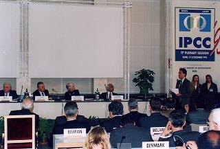 Intervento del Presidente della Repubblica alla cerimonia inaugurale della Sessione Plenaria della Commissione Intergovernativa sui cambiamenti climatici (I.P.C.C. - Intergovernmental Panel on Climate Change) nel Salone delle Fontane all'EUR (Roma)