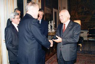 Incontro del Presidente della Repubblica Oscar Luigi Scalfaro con il Maestro Georges Pretre, accompagnato dal prof. Bruno Cagli, presidente dell'Accademia nazionale di Santa Cecilia