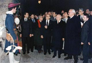 Intervento del Presidente della Repubblica, unitamente con il Presidente tedesco Herzog, alla cerimonia inaugurale della Mostra storico-documentaria "Federico II e l'Italia: percorsi, luoghi, segni e strumenti" nella Chiesa di S. Marco e Palazzo Venezia a Roma