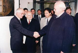 Intervento del Presidente della Repubblica, unitamente con il Presidente tedesco Herzog, alla cerimonia inaugurale della Mostra storico-documentaria "Federico II e l'Italia: percorsi, luoghi, segni e strumenti" nella Chiesa di S. Marco e Palazzo Venezia a Roma