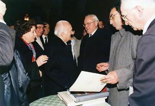 Intervento del Presidente della Repubblica, unitamente con il Presidente tedesco Herzog, alla cerimonia inaugurale della Mostra storico-documentaria "Federico II e l'Italia: percorsi, luoghi, segni e strumenti" nella Chiesa di S. Marco e Palazzo Venezia a Roma