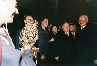 Intervento del Presidente della Repubblica, unitamente con il Presidente tedesco Herzog, alla cerimonia inaugurale della Mostra storico-documentaria "Federico II e l'Italia: percorsi, luoghi, segni e strumenti" nella Chiesa di S. Marco e Palazzo Venezia a Roma
