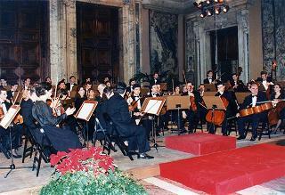 Incontro con il personale civile e militare del Segretariato Generale della Presidenza della Repubblica e successivo concerto dell'Orchestra Sinfonica di Perugia nel Salone dei Corazzieri