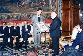 Componenti della Presidenza d'onore del Comitato per la promozione della candidatura "Roma 2004" per i Giochi della XXVIII Olimpiade
