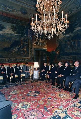 Componenti della Presidenza d'onore del Comitato per la promozione della candidatura "Roma 2004" per i Giochi della XXVIII Olimpiade