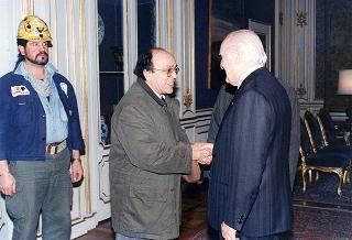 Il Presidente della Repubblica Oscar Luigi Scalfaro riceve in udienza Sergio Usai, e una delegazione di minatori della Carbosulcis