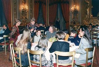 Incontro di Marianna Scalfaro con una delegazione di studenti della Scuola media "L. Lombardi" di Bari - Salone degli Specchi