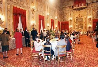 Incontro di Marianna Scalfaro con una delegazione di studenti della Scuola media "L. Lombardi" di Bari - Salone degli Specchi