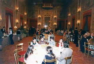 Incontro di Marianna Scalfaro con una delegazione di studenti della Scuola media "L. Lombardi" di Bari - Salone degli Specchi