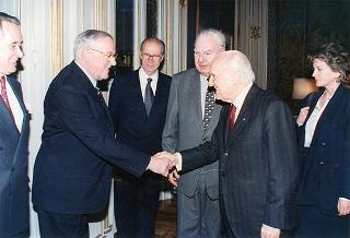 Il Presidente della Repubblica Oscar Luigi Scalfaro incontra René Monori, presidente del Senato della Repubblica Francese