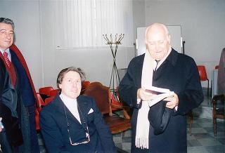 Visita del Presidente della Repubblica alla città di Genova in occasione dell'inaugurazione dell'anno accademico 1995-1996 dell'Università degli studi e alla commemorazione del prof. Lucifredi. Successsivo intervento all'inaugurazione della Mostra e per le celebrazioni del centenario della nascita di Eugenio Montale