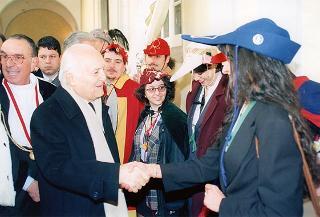 Visita del Presidente della Repubblica alla città di Genova in occasione dell'inaugurazione dell'anno accademico 1995-1996 dell'Università degli studi e alla commemorazione del prof. Lucifredi. Successsivo intervento all'inaugurazione della Mostra e per le celebrazioni del centenario della nascita di Eugenio Montale