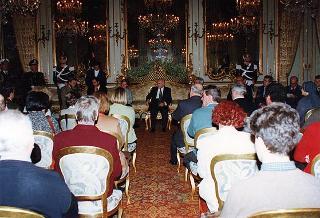 Il Presidente della Repubblica Oscar Luigi Scalfaro riceve in udienza i genitori di Milena Bianchi e una delegazione del "Comitato per il ritorno di Milena"